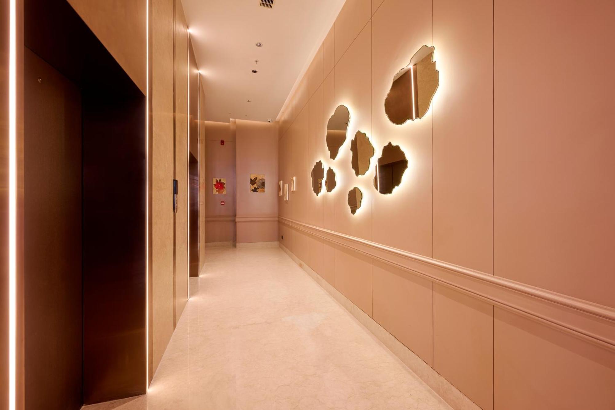 Iris Sarovar Portico Gurgaon Dış mekan fotoğraf