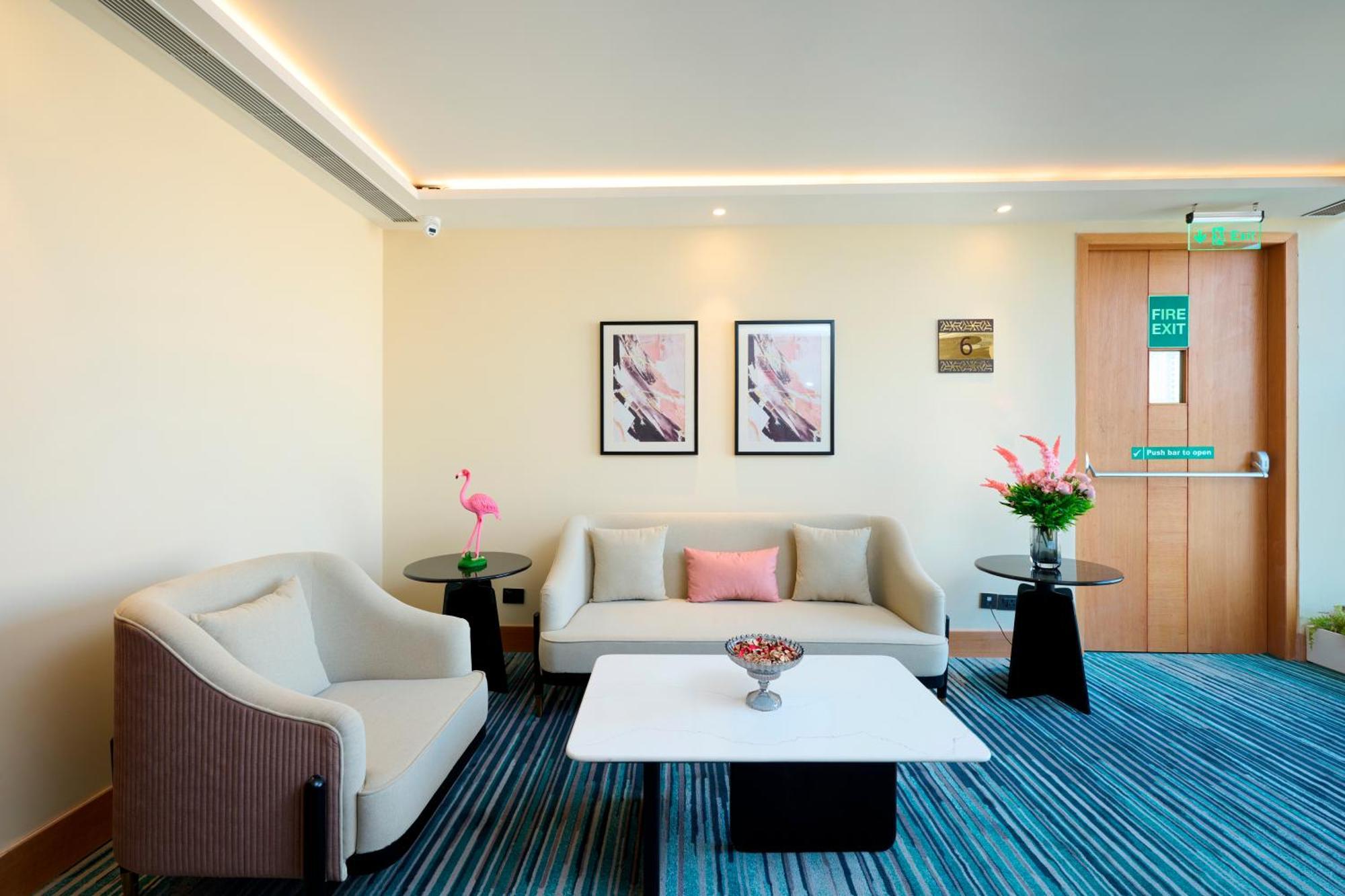 Iris Sarovar Portico Gurgaon Dış mekan fotoğraf