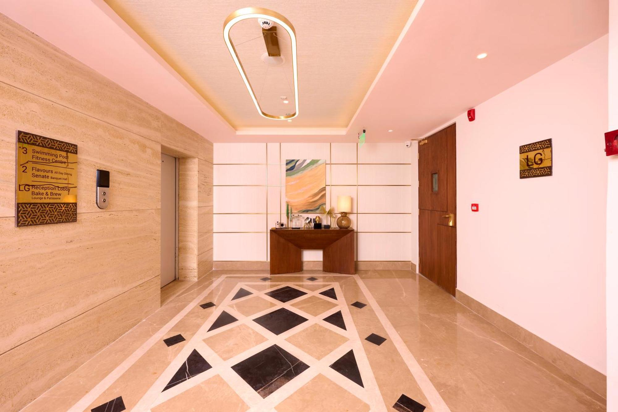 Iris Sarovar Portico Gurgaon Dış mekan fotoğraf