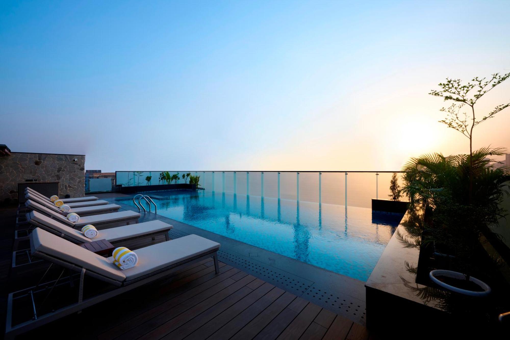 Iris Sarovar Portico Gurgaon Dış mekan fotoğraf