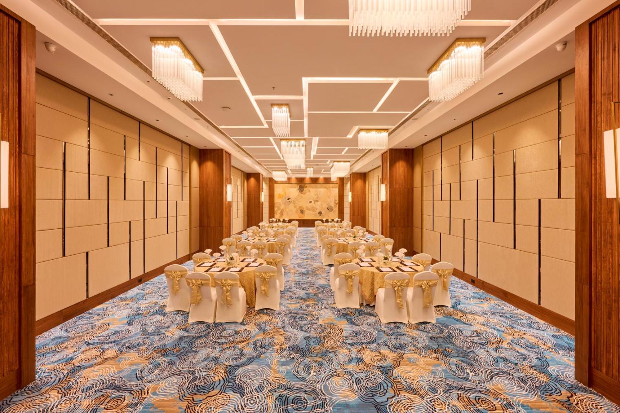 Iris Sarovar Portico Gurgaon Dış mekan fotoğraf